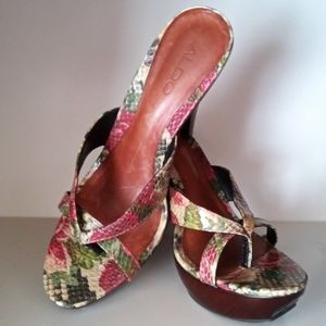 Gorgeous Aldo Heels size 9 made in Brazil